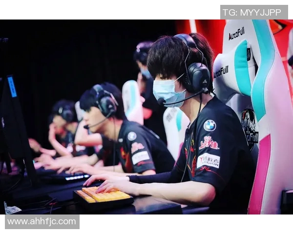 DOTA2团队协作排行榜最新公布FPX战队荣登第六名引发热议